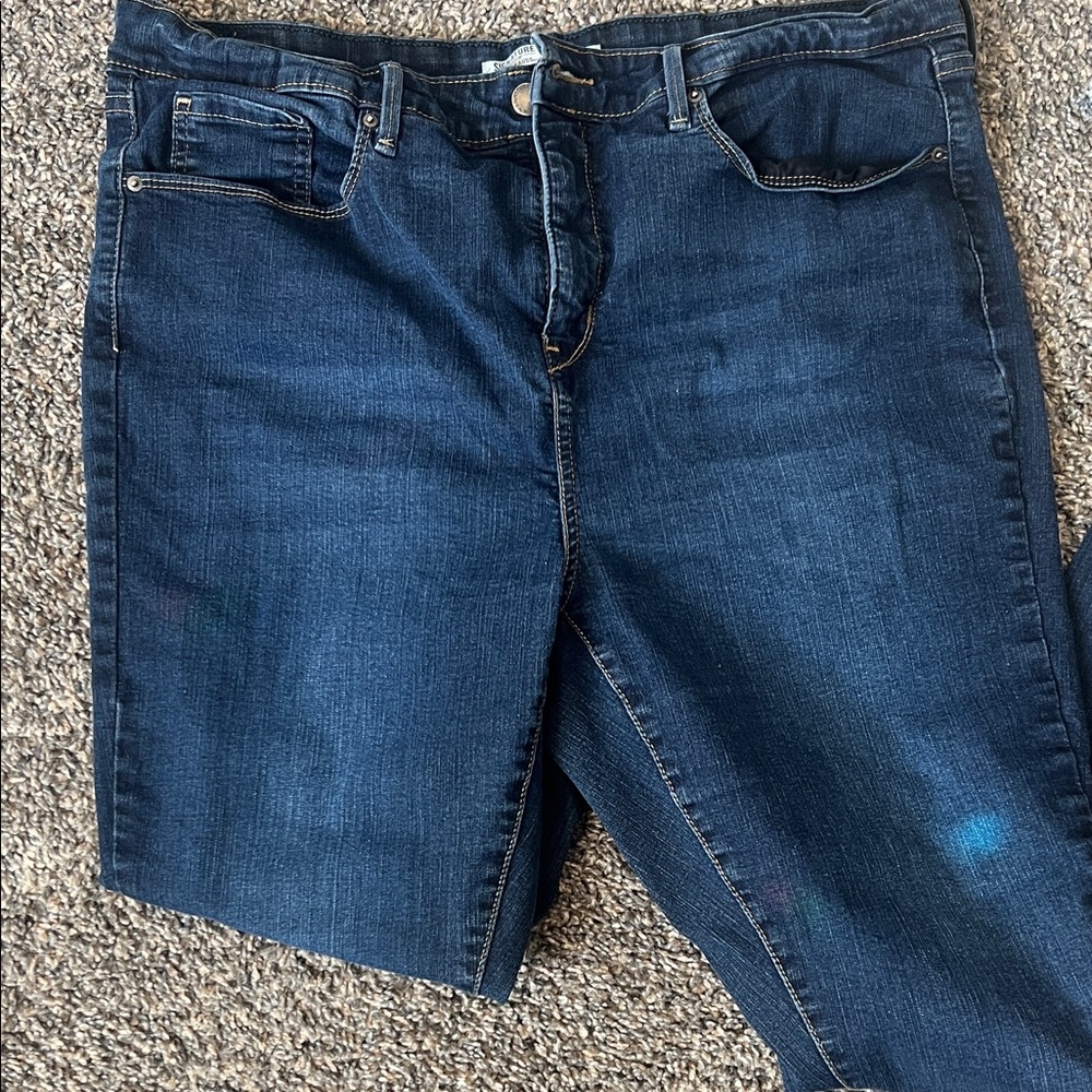 Levi’s Classic signature High Rise  Totally Shaping Blue Women's Jeans